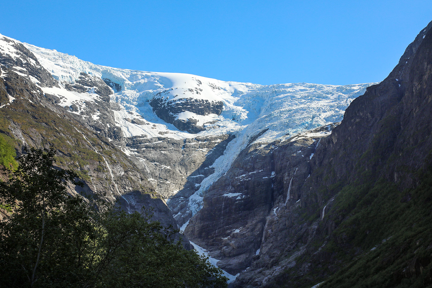 CR2025 091 Kjerndalsbreen