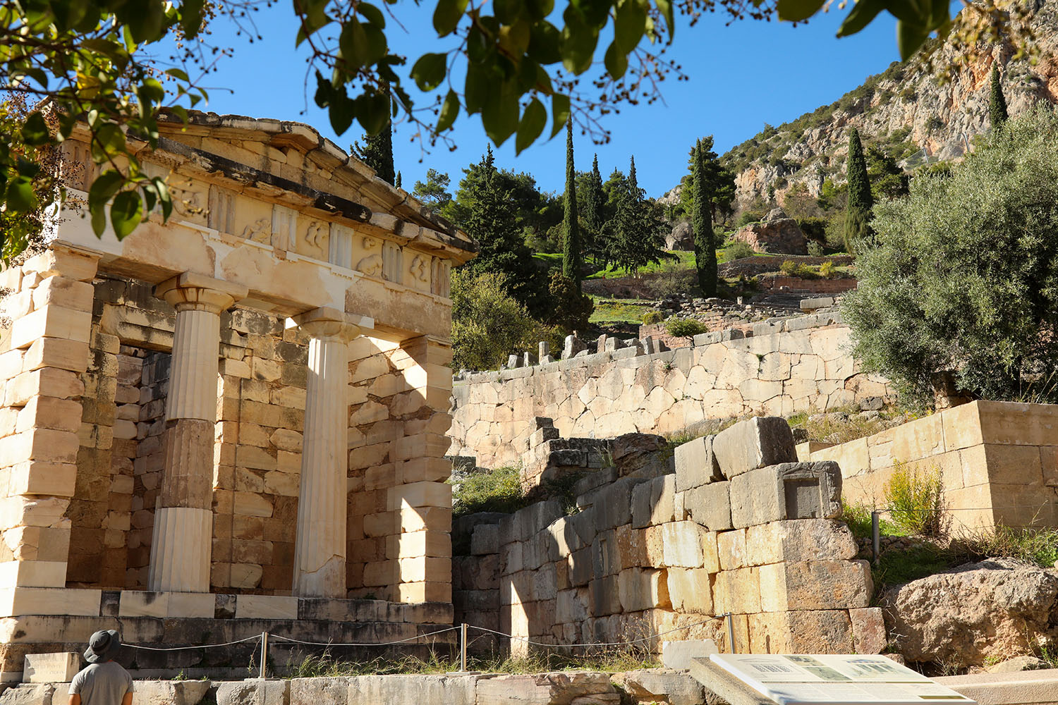 IG2025 049 Delphi